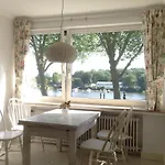 Apartamento Gaestetraeume Im Viertel