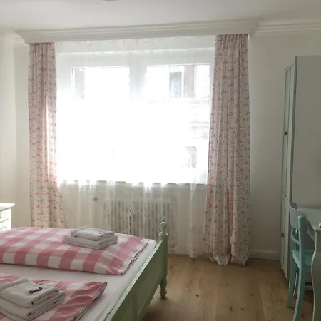 Apartment Gaestetraeume Im Viertel *