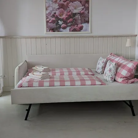 Appartamento Gaestetraeume Im Viertel *